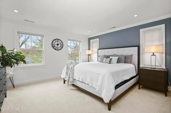 $3,095,000 | 27 MacArthur Drive, Old Greenwich, CT 06870