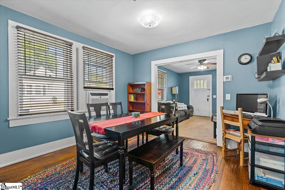 119 Perry Road Greenville, SC 29609 - Photo 10 of 28 Gallery Image 10