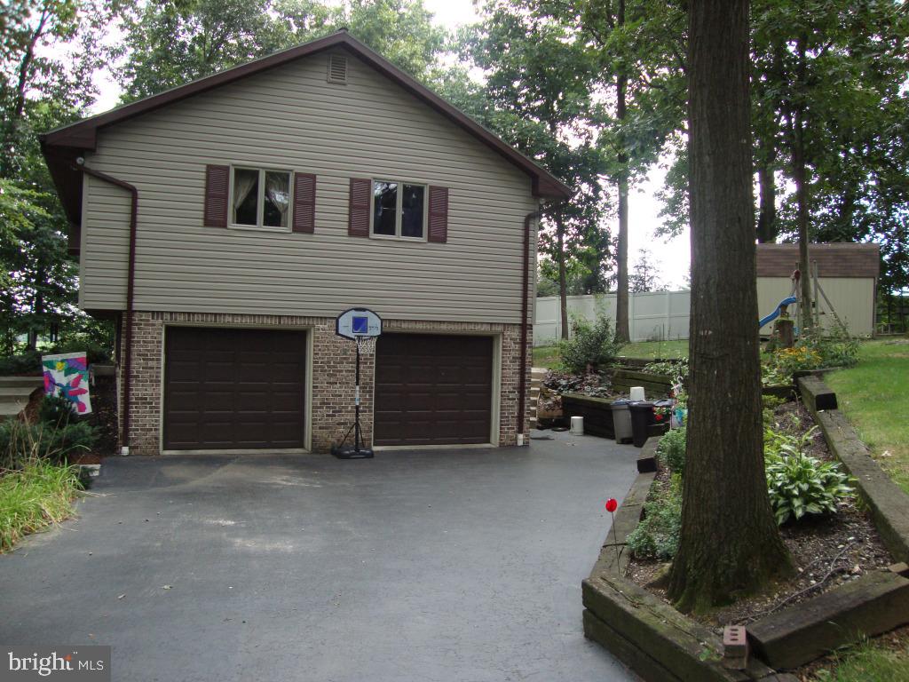 2298 Risser Mill Road Mount Joy, PA 17552 - Photo 11 of 12