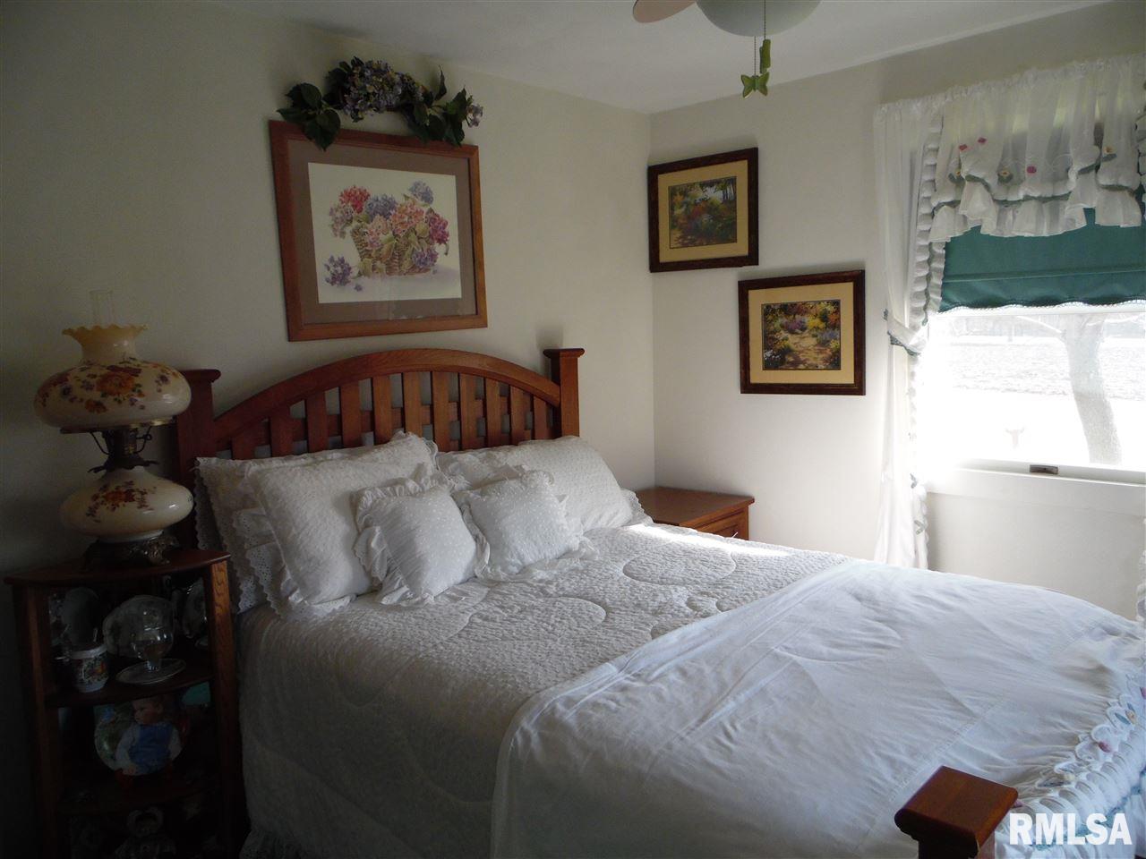 26453 North Orion School Road Canton, IL 61520 - Photo 13 of 36 Gallery Image 13