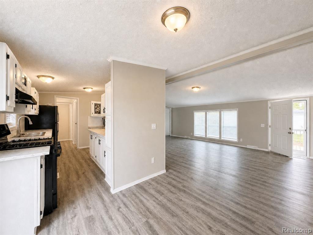 2183 Water Ridge Drive Newport, MI 48166 - Photo 9 of 24