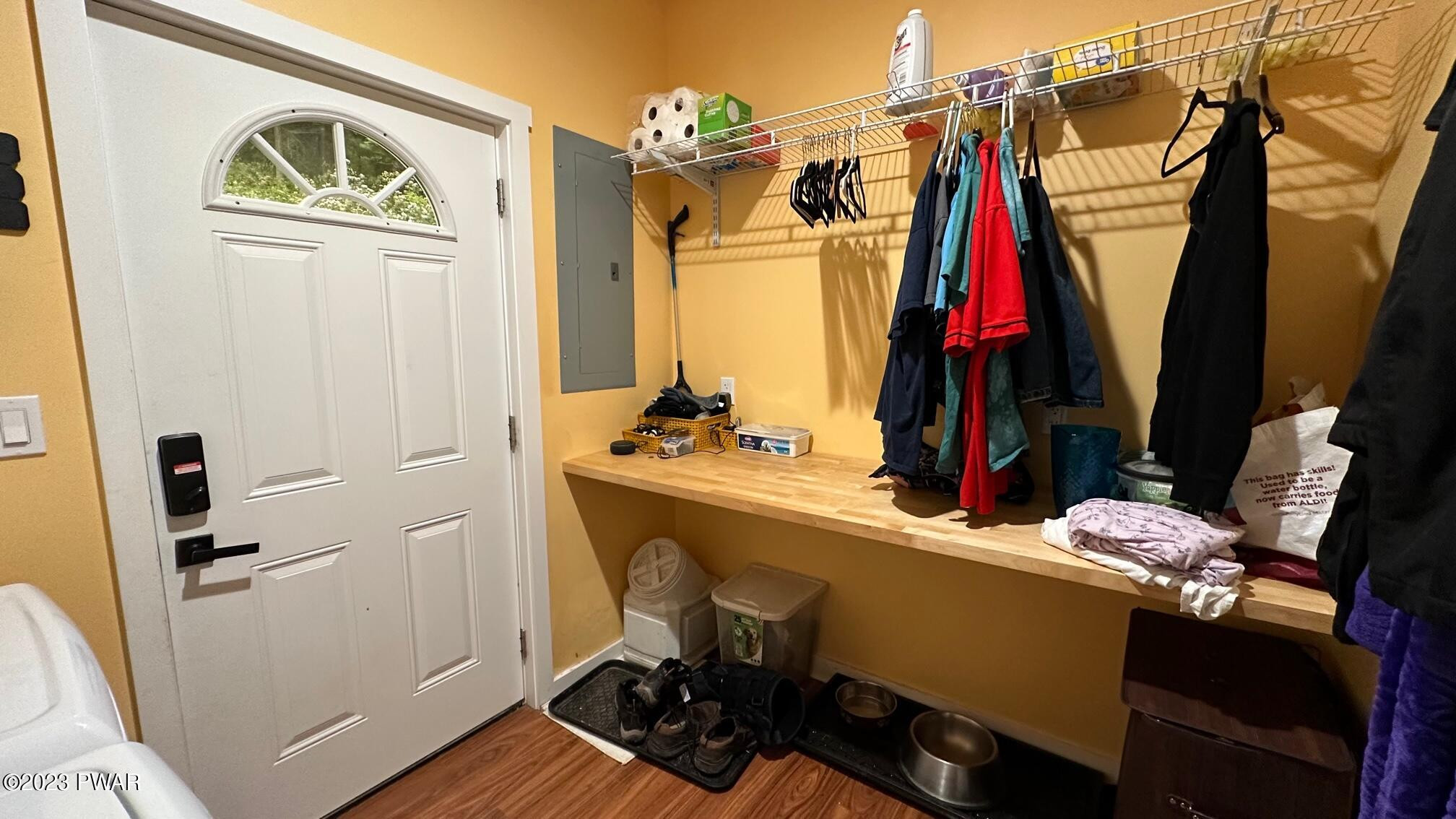 990 Long Ridge Road Hawley, PA 18428 - Photo 26 of 42 Laundry_mudroom