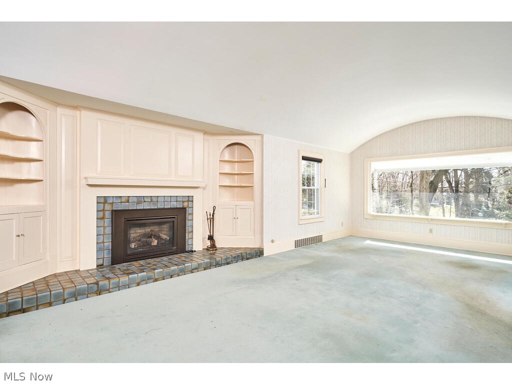 520 Crystal Lake Road Akron, OH 44333 - Photo 7 of 22 Gallery Image 7
