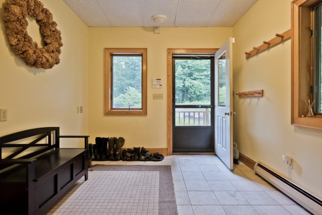 158 Range Road Cumberland Center, ME 04021 - Photo 5 of 32 Photo