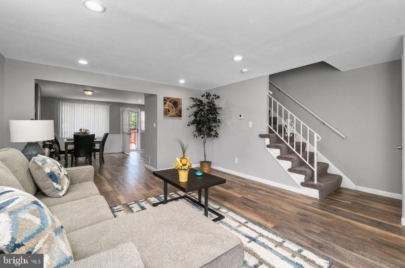 5460 Whitwood Road Baltimore, MD 21206 - Photo 19 of 37 Recessed Lighting