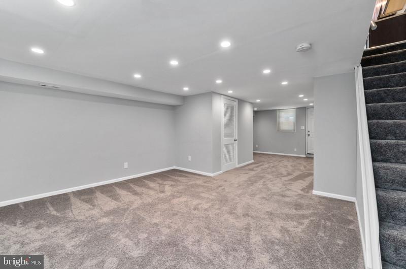 5460 Whitwood Road Baltimore, MD 21206 - Photo 29 of 37 Completely Open Design