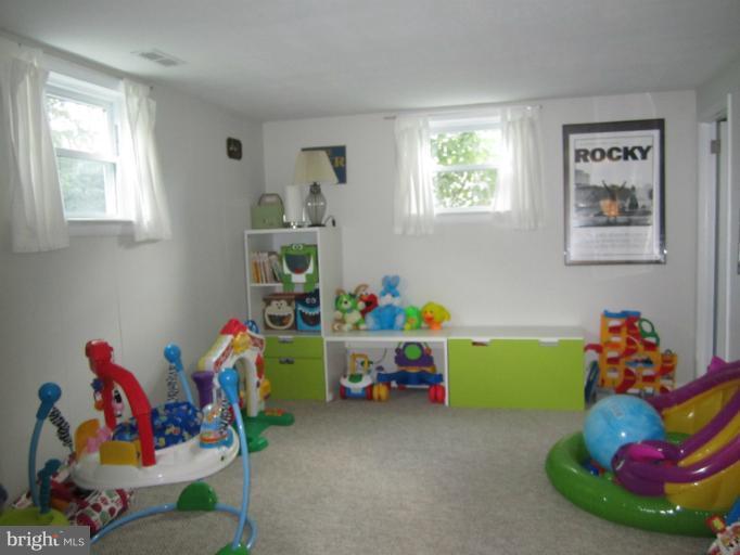 102 Milestone Road Elkton, MD 21921 - Photo 13 of 31 Family Room
