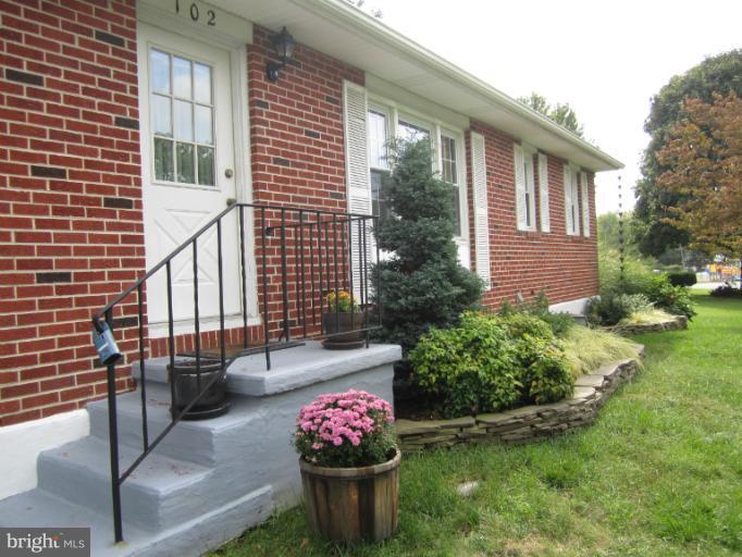 102 Milestone Road Elkton, MD 21921 - Photo 4 of 31 Exterior (Front)