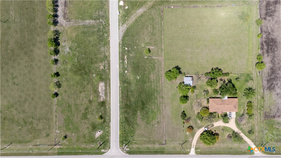 8104 Evenfall Lane Temple, TX 76501 - Photo 2 of 5 a bathroom with a shower