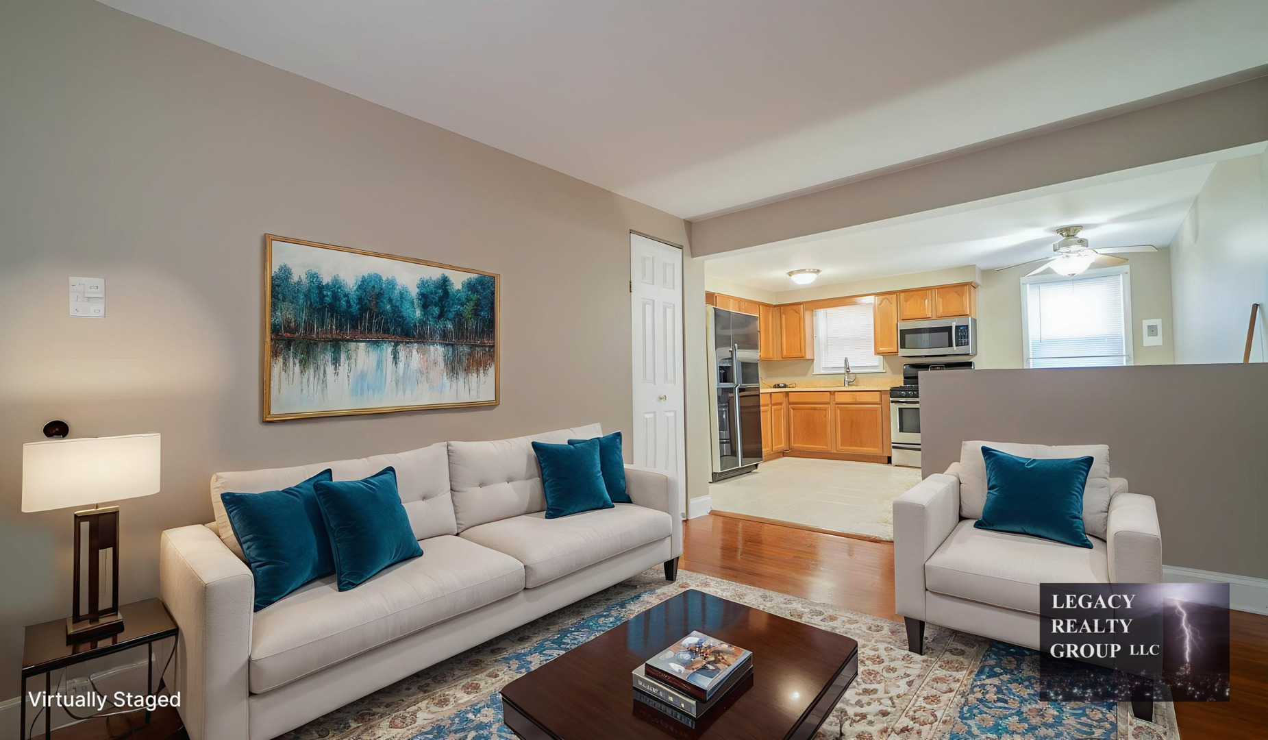 2336 Union Street, Unit 4 Blue Island, IL 60406 - Photo 3 of 12 a living room with furniture and a couch