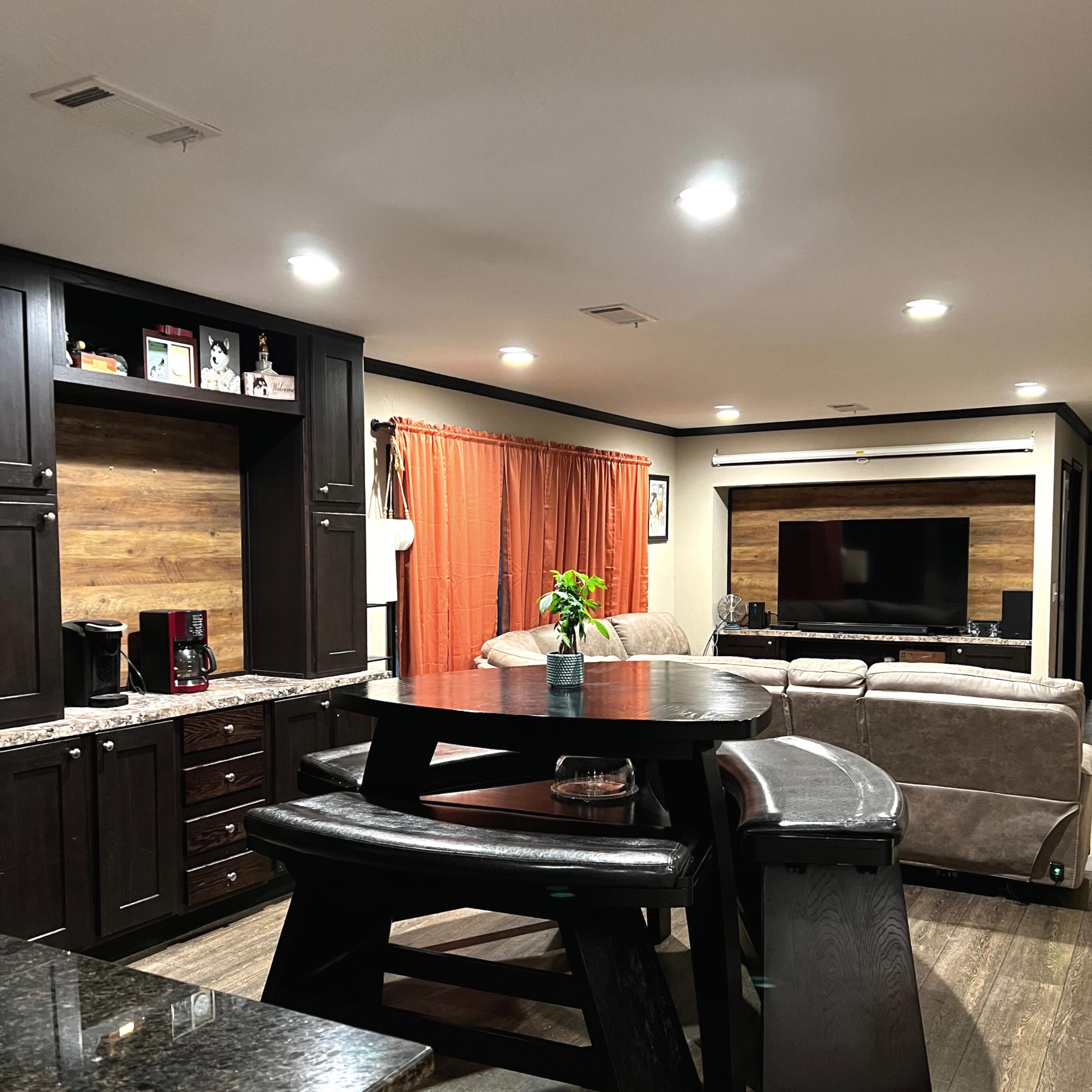3126 Wells Beach Road Navarre, FL 32566 - Photo 5 of 30 Dining Area