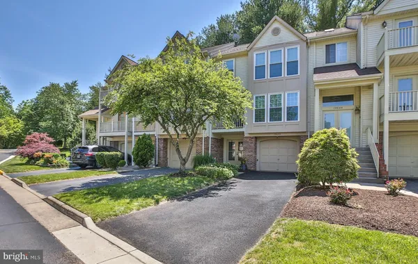 $525,000 | 15646 Montview Drive, Dumfries, VA 22025