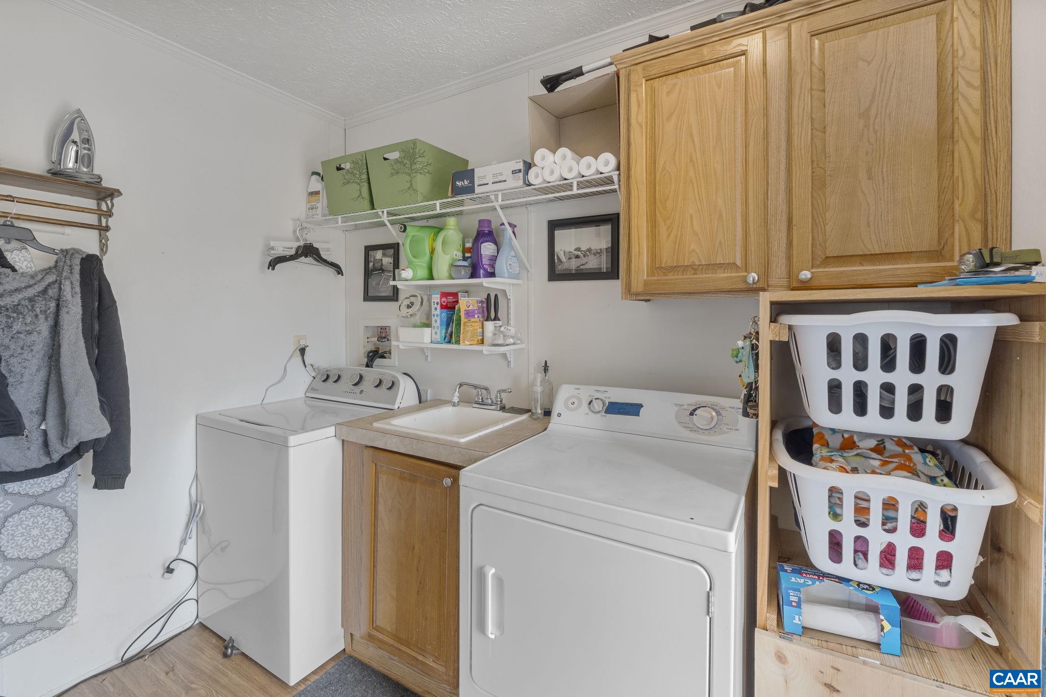 1173 Aylor Road Madison, VA 22727 - Photo 17 of 44 a utility room with dryer and washer