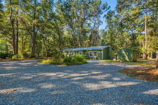 $274,900 | 2376 Lakeview Point Road, Quincy, FL 32351