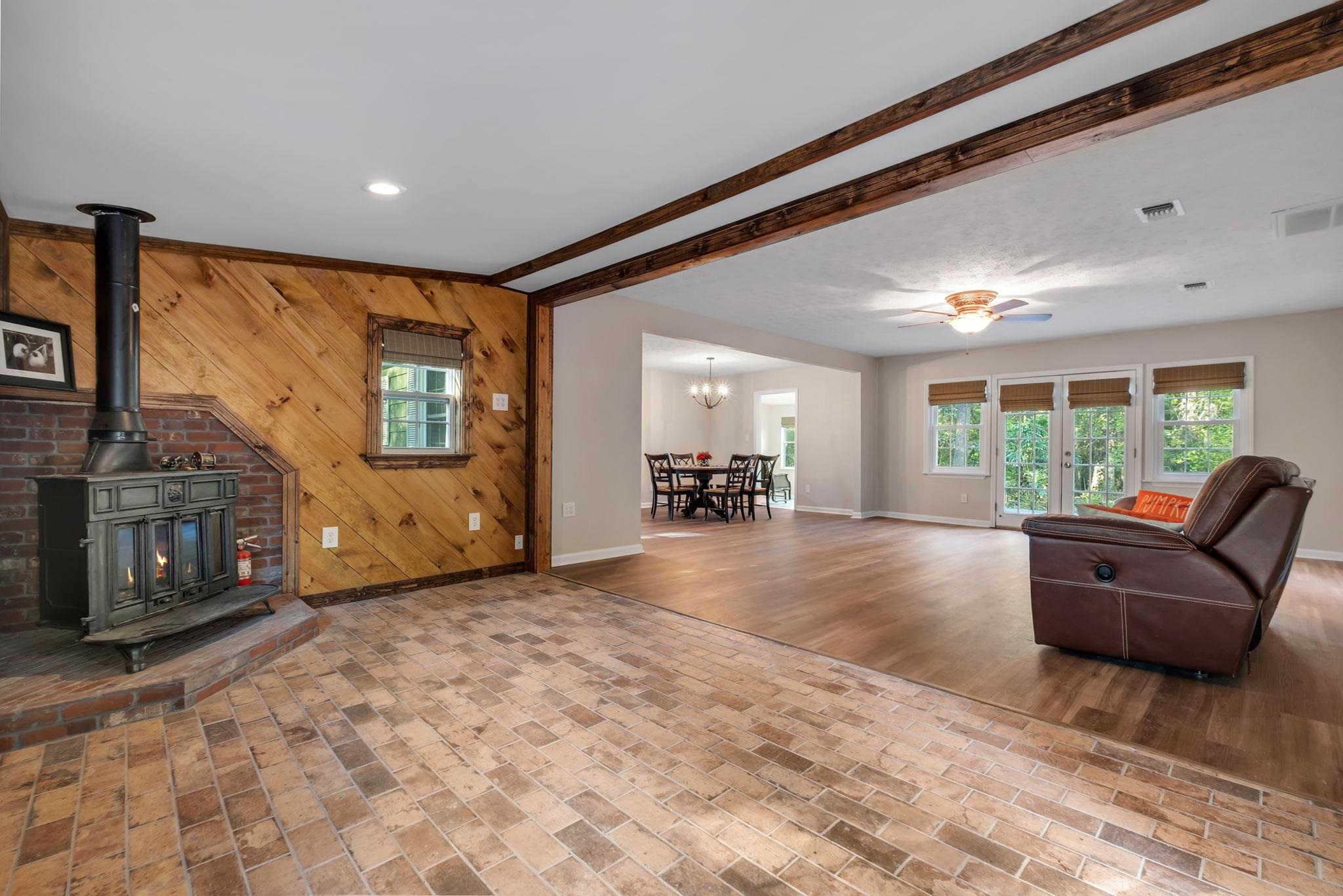 2376 Lakeview Point Road Quincy, FL 32351 - Photo 17 of 24