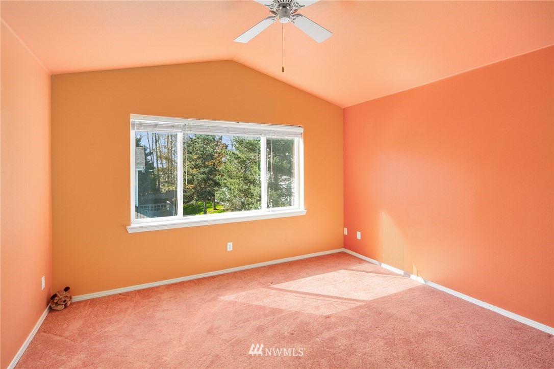 19133 110th Place Southeast Renton, WA 98055 - Photo 11 of 17 an empty room with a window