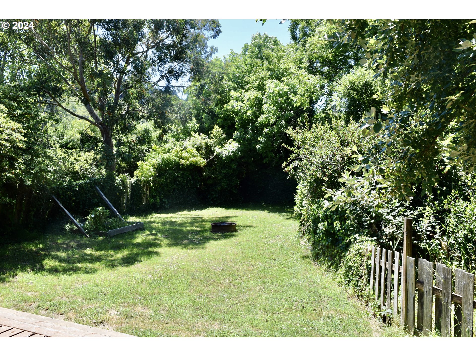 94260 Leith Road Gold Beach, OR 97444 - Photo 11 of 12 Gallery Image 11