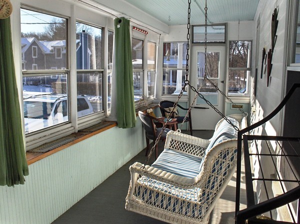 83 Manning Street Hudson, MA 01749 - Photo 2 of 27 Gallery Image 2