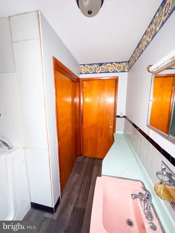 a view of an entryway