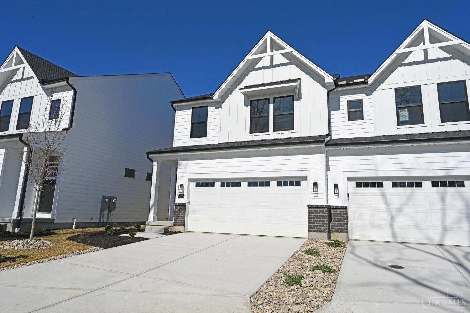 11707 Seven Gables Road Cincinnati, OH 45249 - Photo 3 of 51