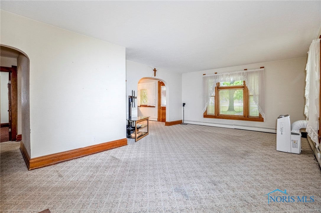 229 North Stadium Road Oregon, OH 43616 - Photo 19 of 38 Gallery Image 19