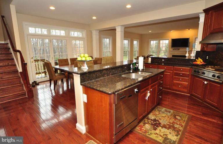 11272 Waples Mill Road Oakton, VA 22124 - Photo 17 of 28 Kitchen #2