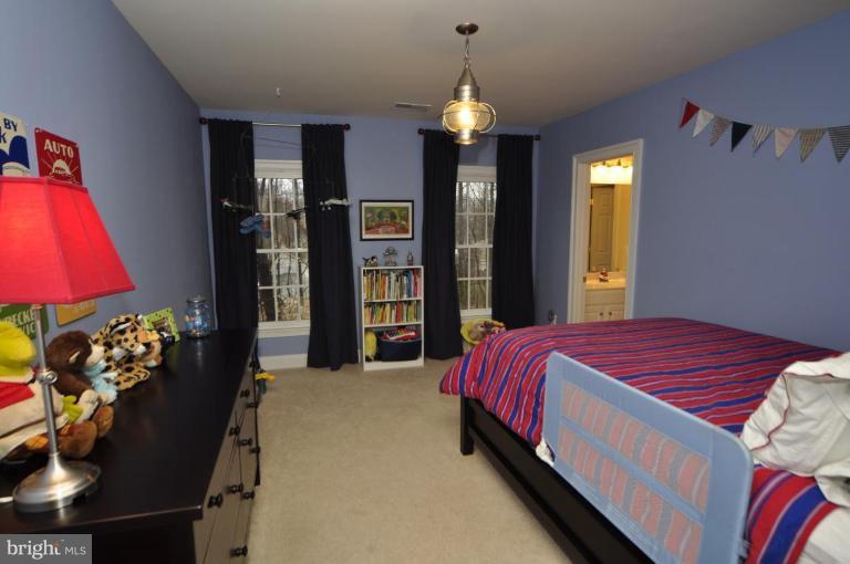 11272 Waples Mill Road Oakton, VA 22124 - Photo 10 of 28 Bedroom #2