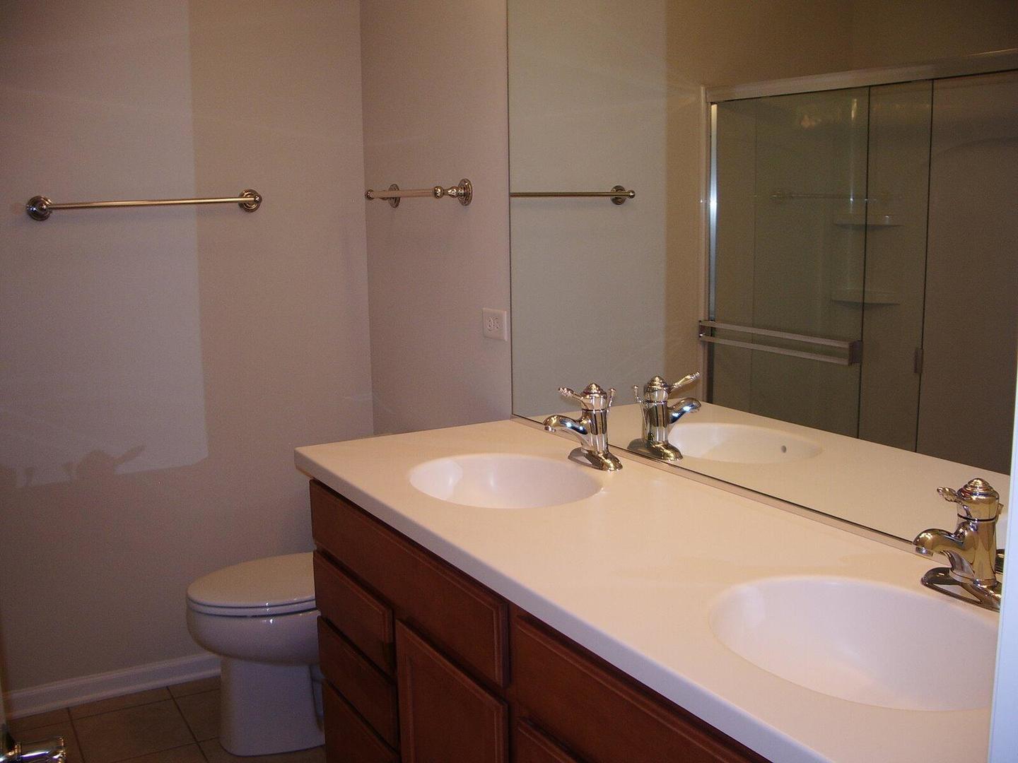 15129 Pinewood Road Lockport, IL 60441 - Photo 8 of 9