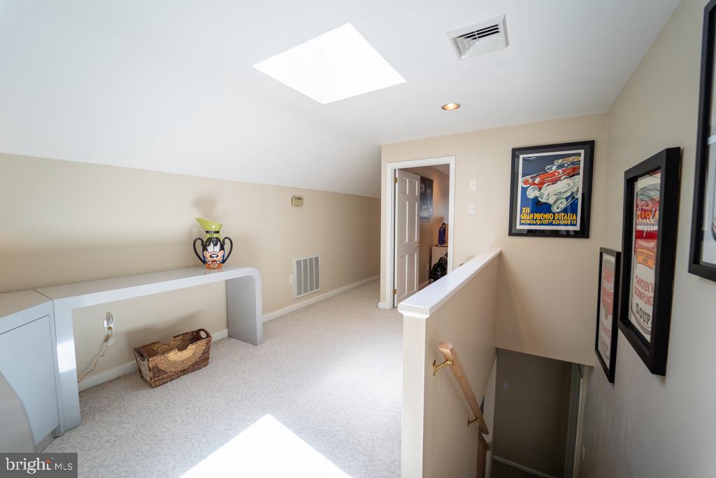 1409 Hampton Road Rydal, PA 19046 - Photo 33 of 50