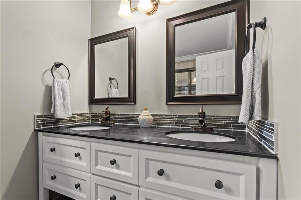 4941 Bedell Road Roswell, GA 30075 - Photo 20 of 39 Gallery Image 20