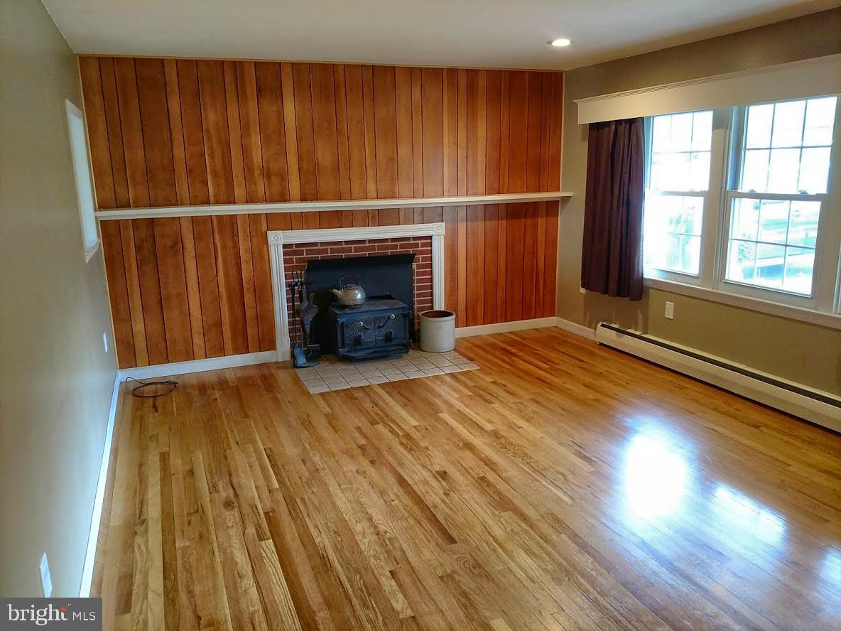 1571 Baltimore Road Dillsburg, PA 17019 - Photo 2 of 27 Gallery Image 2