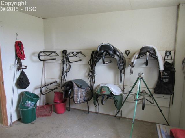 17815 Thompson Road Colorado Springs, CO 80908 - Photo 17 of 36 Gallery Image 17