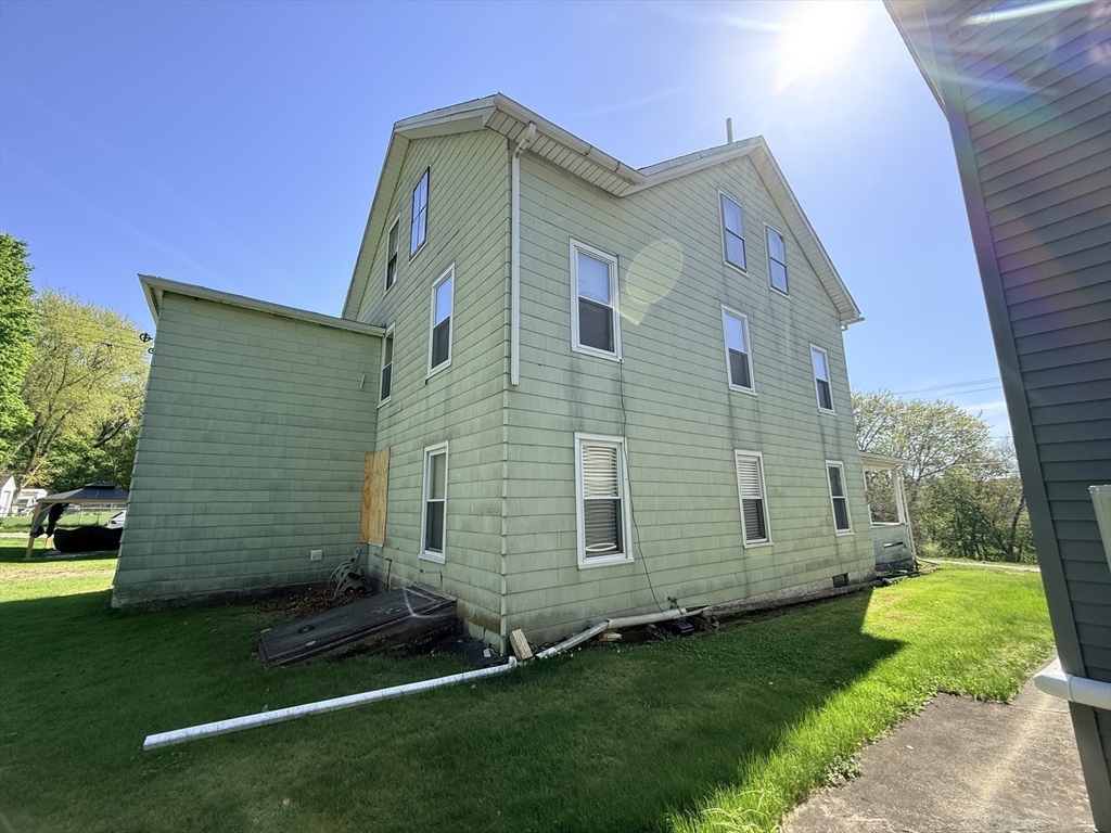 315 High Street Webster, MA 01570 - Photo 14 of 15