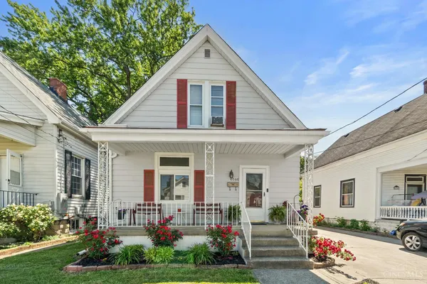 $180,000 | 6146 Cedar Avenue, Elmwood Place, OH 45216