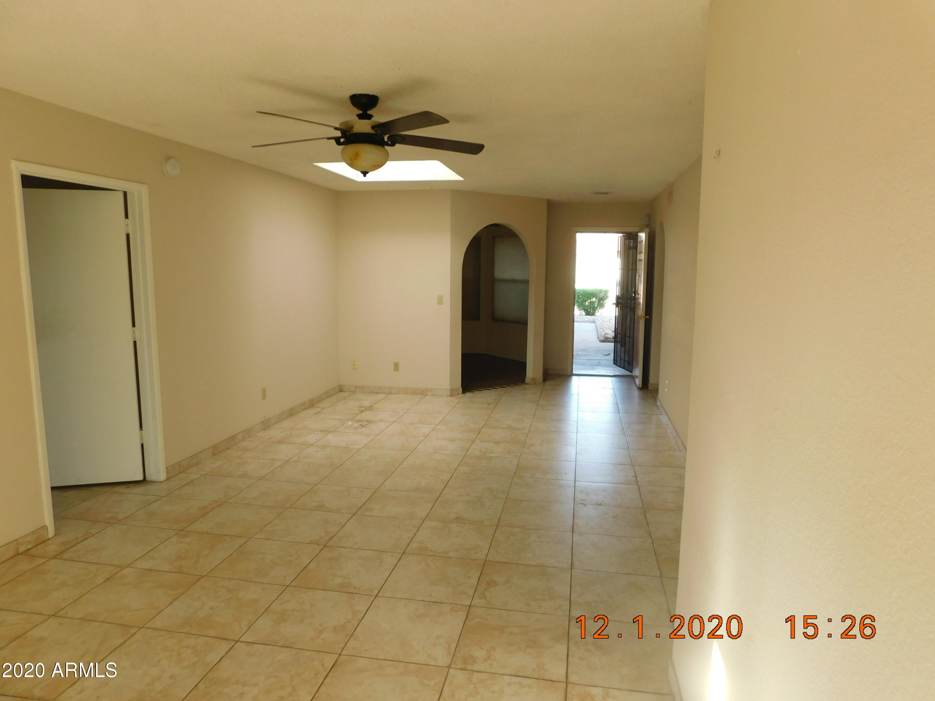 2531 East Wagoner Road Phoenix, AZ 85032 - Photo 3 of 12 DSCN2902