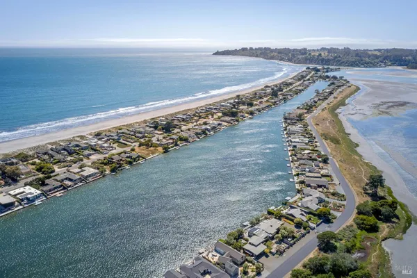 $10,500,000 | 246 Seadrift Road, Stinson Beach, CA 94970