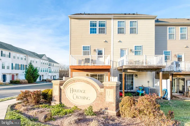 $470,000 | 8393 Scotland Loop, Manassas, VA 20109