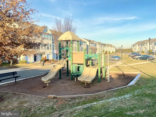 $470,000 | 8393 Scotland Loop, Manassas, VA 20109