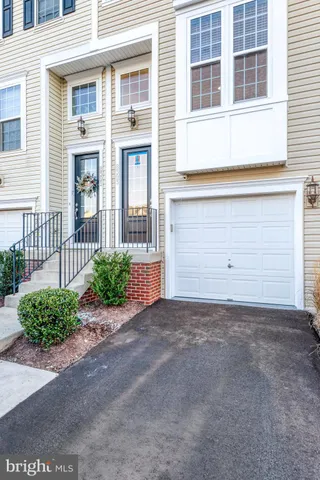 $470,000 | 8393 Scotland Loop, Manassas, VA 20109