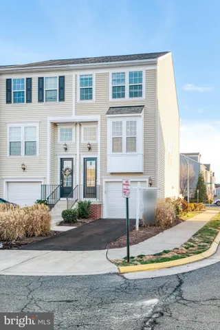 $470,000 | 8393 Scotland Loop, Manassas, VA 20109