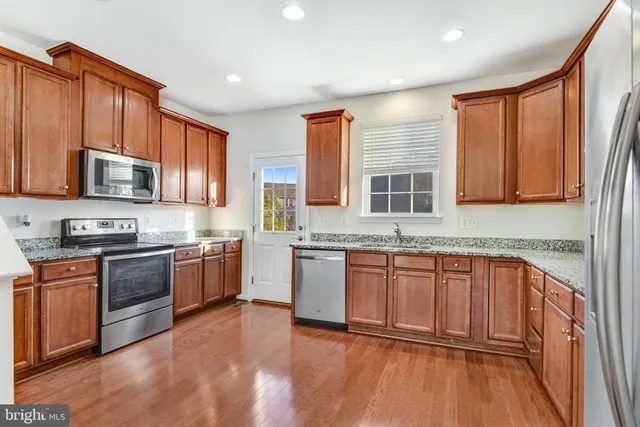 $470,000 | 8393 Scotland Loop, Manassas, VA 20109