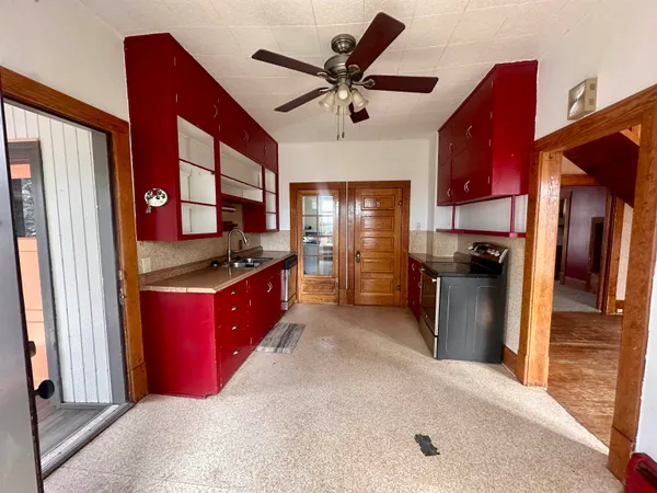 $250,000 | 809 Beech Avenue, Kemmerer, WY 83101