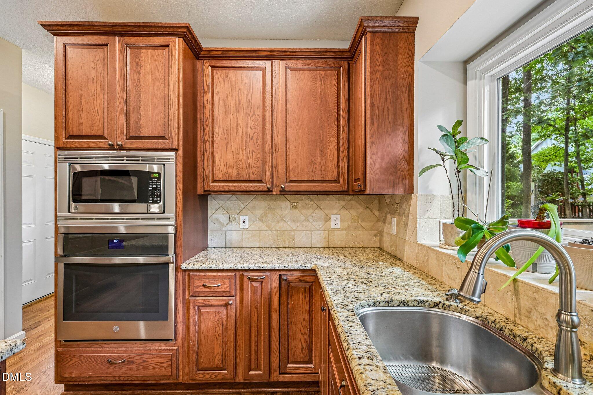 9800 Karcia Court Raleigh, NC 27617 - Photo 12 of 39 24-web-or-mls-Karcia Ct-S1308-024