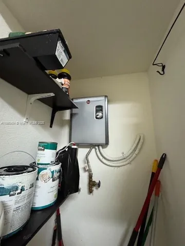 $2,550 | 158 Southeast 34th Terrace, Homestead, FL 33033