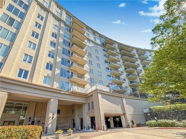 $3,200 | 2950 Mt Wilkinson Parkway Southeast, Unit 411, Atlanta, GA 30339