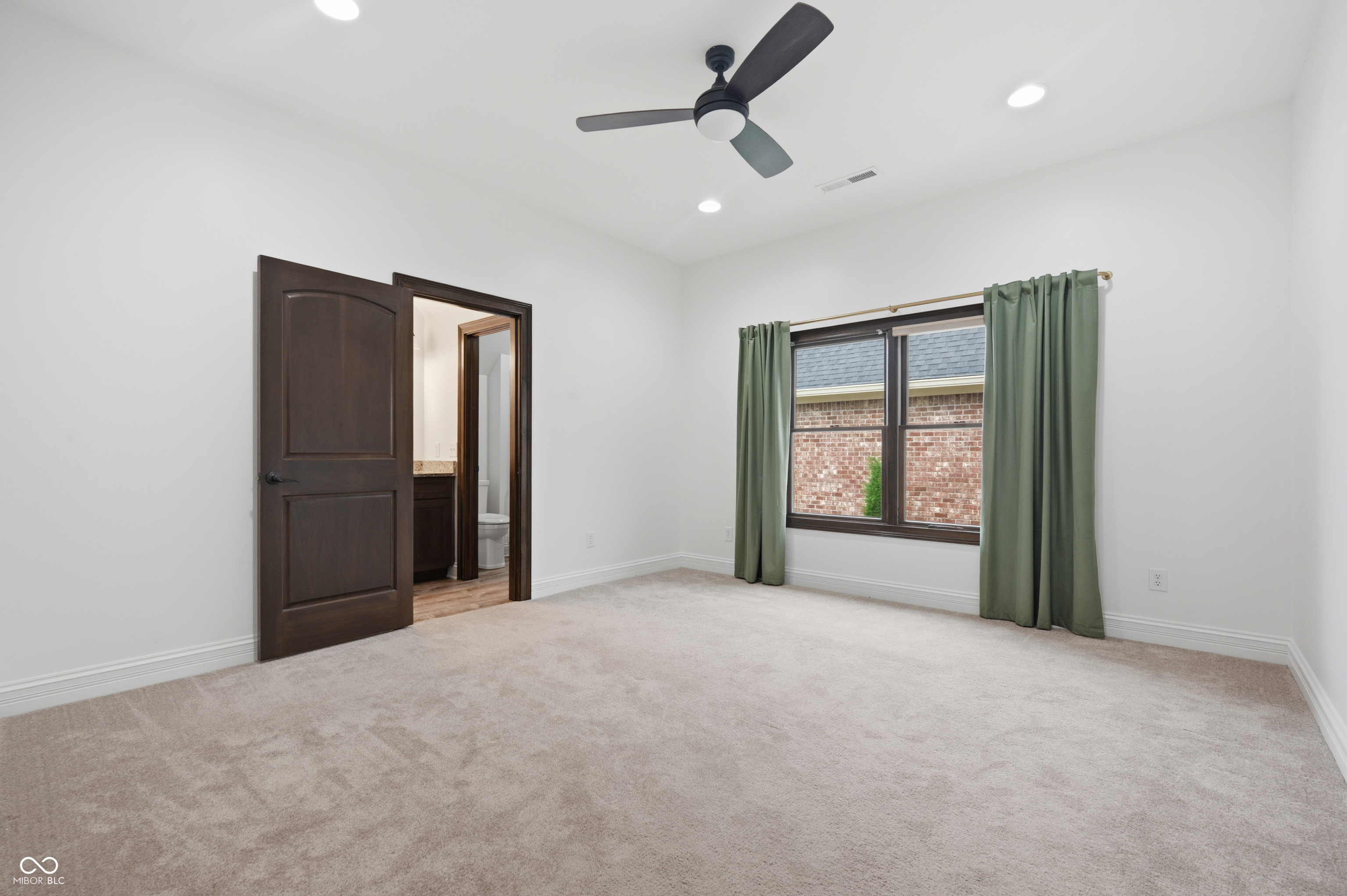 910 South 800 E Road Zionsville, IN 46075 - Photo 34 of 109