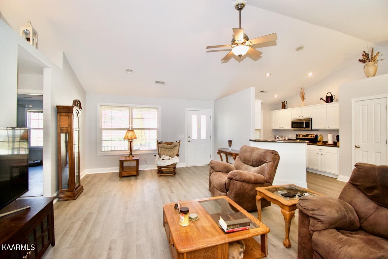 4130 Pea Ridge Road Maryville, TN 37804 - Photo 6 of 45 DSC_0285