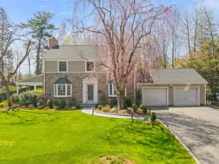 $2,295,000 | 30 Corell Road, Scarsdale, NY 10583