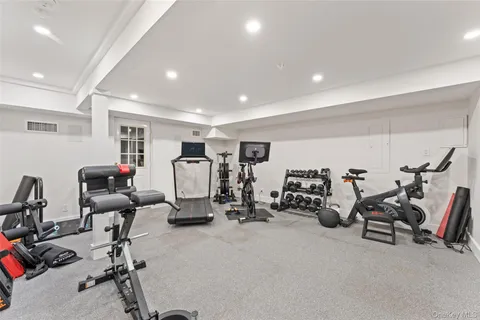 $2,295,000 | 30 Corell Road, Scarsdale, NY 10583