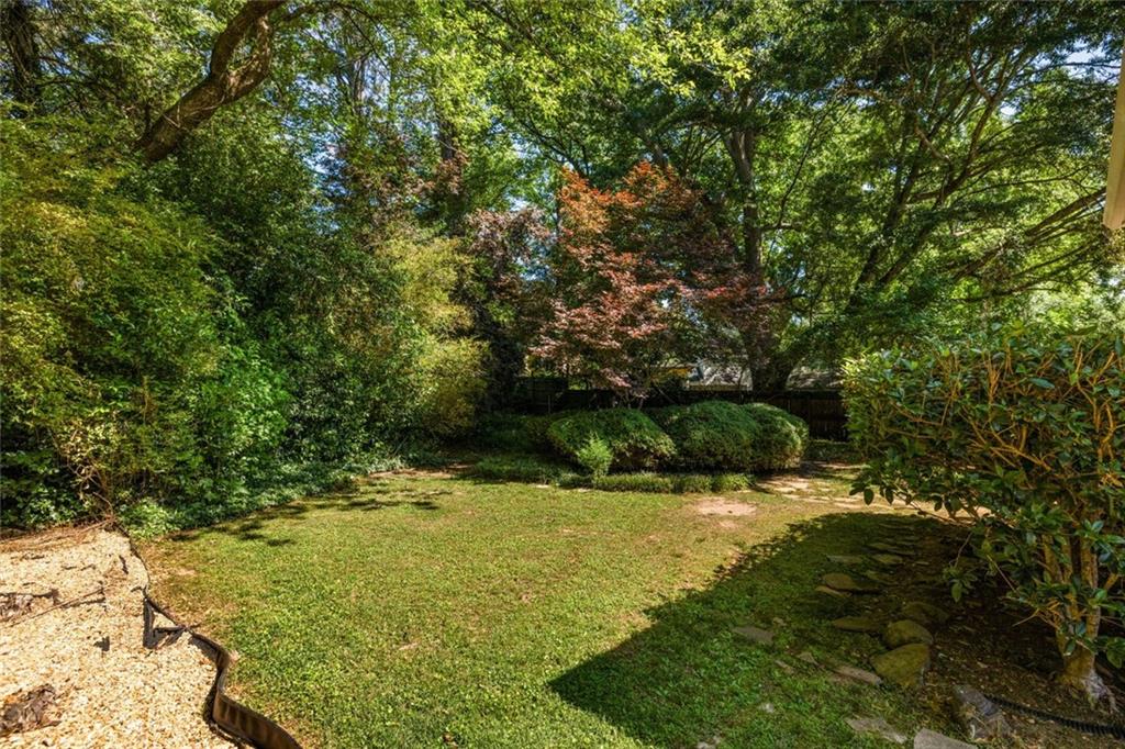 2406 Woodridge Drive Decatur, GA 30033 - Photo 33 of 37